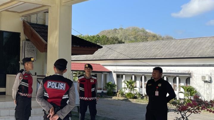 Patroli Preventif Polres Lombok Barat Antisipasi Gangguan Pilkada