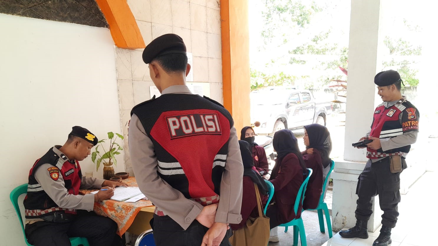 Polres Lombok Barat Lakukan Patroli Preventif Jelang Pemilukada 2024