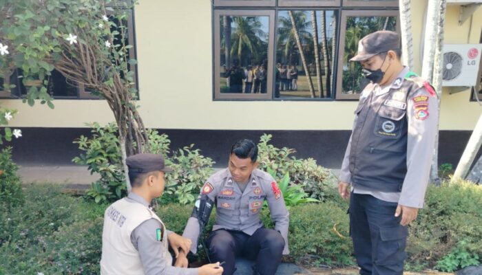 Si DOKKES Polres Lombok Barat Beri Bekal Kesehatan untuk Dukung Kelancaran Pilkada 2024