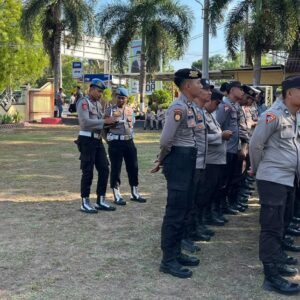 Siwas Polres Bima Monitoring Apel Persiapan dan Pengecekan Pasukan Operasi Mantap Praja Rinjani 2024