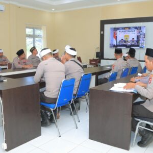 Polres Sumbawa Barat Ikuti Kegiatan Pembinaan Rohani SSDM Polri