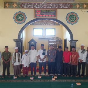 Kapolsek Seteluk Hadiri dan Berikan Pengamanan Kunker Pjs. Bupati Sumbawa Barat di Kecamatan Seteluk