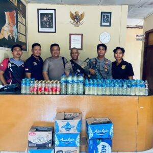 Ratusan Botol Miras Jenis Sofi Siap Edar Digagalkan Polsek Sape Polres Bima Kota