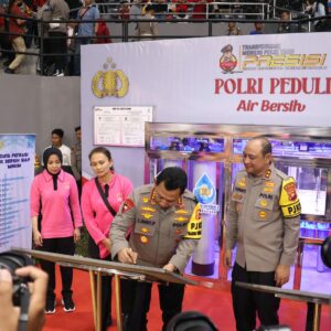 Kapolri Resmikan Pembangunan Sumur Bor dan Filtrasi Air Bersih Layak Minum Di Wilayah Kalimantan Barat