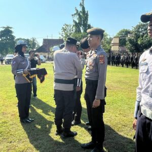 Kapolres Bima Kota Pimpin Apel Gelar Pasukan Operasi Zebra Rinjani 2024