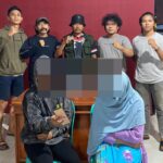 Wujud Polri Peduli, Bhabinkamtibmas Desa Nipa Gotong Royong Bersihkan Saluran Irigasi Bersama Warga