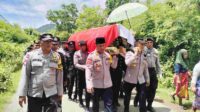 Penghormatan Terakhir untuk Bripda M. Faozan Marzuki di Lombok Barat