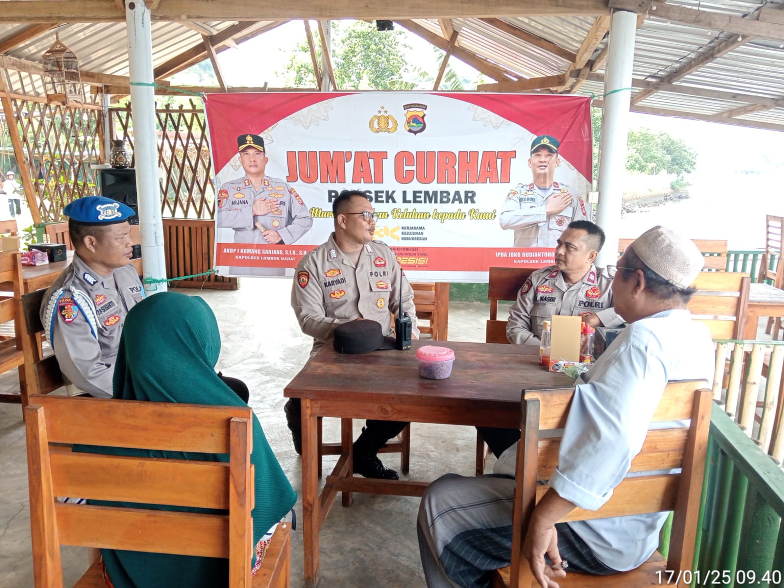 Jumat Curhat Polsek Lembar, Warga Teluk Waru Bahas Kamtibmas dan Antisipasi Banjir