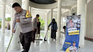 Sehat Dapat, Ibadah Dapat Polsek Lembar Rutin Gelar Bakti Religi di Tempat Ibadah