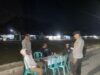 Personel Polsek Poto Tano Gelar Patroli Dialogis Cegah Gangguan Kamtibmas di Malam Hari
