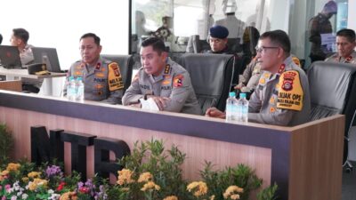 Jamin Kelancaran MotoGP 2025, Astamaops Kapolri Bersama Kapolda NTB Tinjau Command Center Mandalika