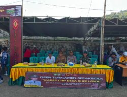 Junjung Sportivitas: Tiga Pilar Hadiri Pembukaan Turnamen Sepak Bola Kades Cup Rhee Loka 