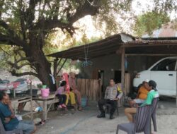 Bhabinkamtibmas Desa Tadewa Gelar Jumat Curhat, Sosialisasikan Bahaya TPPO dan Imbau Warga Jaga Kamtibmas