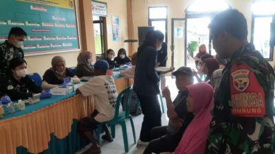 Babinsa dan Mahasiswa Unram Bersatu Peduli Kesehatan Masyarakat