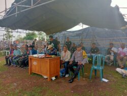 Bhabinkamtibmas Desa Serakapi Amankan Final Turnamen Mini Soccer Serakapi Cup III