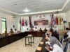 KPU DOMPU GELAR RAPAT PLENO TERBUKA PEMUTAKHIRAN DATA PEMILIH BERKELANJUTAN TRIWULAN IV TAHUN 2025