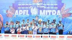 Wakapolri Tinjau UMKM, Bakes, dan Pembagian Perlengkapan Sekolah Usai Apel Mitra Kamtibmas di Papua