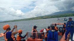 Sat Polairud Polres Bima Kota Laksanakan SAR Pencarian Pemancing Hilang di Laut Bima
