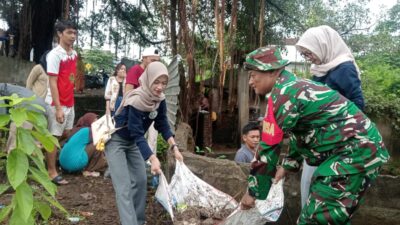 Mahasiswa KKN dan Babinsa Bersinergi Jaga Mata Air Desa