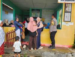Bhabinkamtibmas Desa Sekongkang Atas Pantau Kegiatan Posyandu Bina Sejahtera