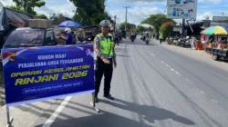 Ops Keselamatan Rinjani 2026: Satlantas Polres Lobar Edukasi Pengendara