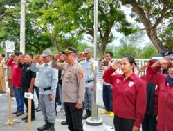 Sat Binmas Polres Sumbawa Barat Gelar Apel Poskamling di Desa Kokarlian, Perkuat Harkamtibmas 2026