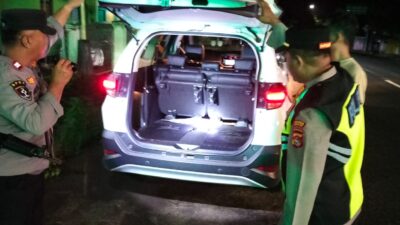 Polsek Jereweh Intensifkan Pemeriksaan Kendaraan, Antisipasi Upaya Cegah Kejahatan 3C