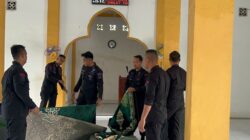 Sinergi Personel Kompi 2 Yon C dalam Giat Bakti Religi di Masjid Al- Ikhlas Dompu
