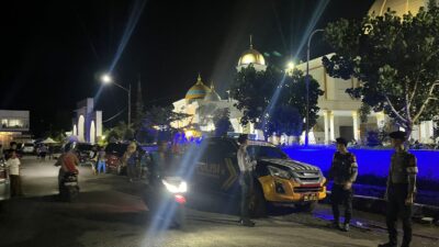 Ciptakan Ramadan Kondusif, Samapta Polres Bima Kota Kawal Ibadah Malam