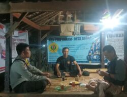 Bhabinkamtibmas Desa Dadap Jalin Silaturahmi dengan Kepala Desa, Ajak Warga Dukung Ketahanan Pangan dan Jaga Kamtibmas