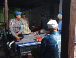 Waspada Jam Rawan, Polsek Lembar Masuk ke Pemukiman Warga Demi Pastikan Situasi Kamtibmas Tetap Kondusif