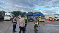 Situasi Terkini di Pelabuhan Kayangan, Personel Pos Terpadu Kayangan Polres Lombok Timur Pantau Arus Mudik