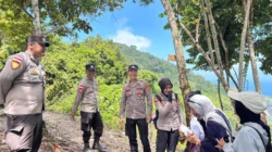 Ribuan Wisatawan Padati Sekotong, Polisi Siaga Kawal Tradisi Lebaran Topat 2026