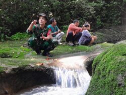 Babinsa Karang Bayan Kenalkan Wisata Alam Baru “Ampan Tepong”