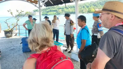 Jaga Kondusivitas Kawasan Wisata, Polsek Batulayar Intensifkan Patroli Keamanan di Pelabuhan Senggigi