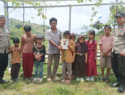 Sentuhan Kasih di Pelosok Sekotong: Kapolres Lombok Barat Kirim Bantuan Spesial untuk Anak Yatim Piatu