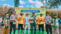 Komitmen Sukseskan Ketahanan Pangan Nasional, Bhabinkamtibmas Polsek Donggo Hadiri Panen Raya Jagung Bersama PT BISI Intersinal TBK