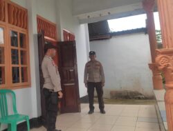 Pastikan Umat Kristiani Beribadah Dengan Nyaman, Polsek Donggo Laksanakan Pengamanan di Area Gereja Yohanes Maria Manney dan Gereja Katolik Santo Paulus.