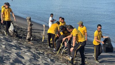 Pantai Cantik di Kota Mataram Jadi Sasaran Kegiatan Bersih Pantai