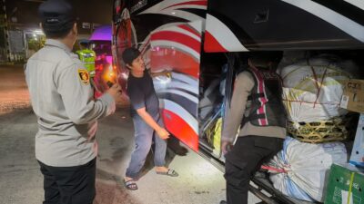 KRYD Polsek KPL Poto Tano Kian Intens, Seluruh Personel Turun Tangan Periksa Kendaraan di Pelabuhan