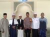 Hadir di Tengah Masyarakat, Bhabinkamtibmas Polsek Woha Jadi Khatib Sholat Jum,at