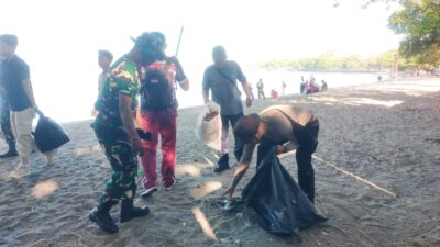 Pantai Loco Bersinar, Kolaborasi Nyata Jaga Lingkungan Pesisir