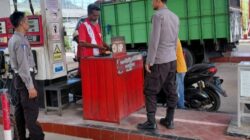Polsek Maluk Lakukan Monitoring dan Pengamanan Penyesuaian Harga BBM di SPBU