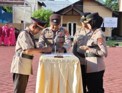 Kapolres Sumbawa Pimpin Sertijab Kasat Binmas dan Dua Kapolsek Serta Pelepasan Purna Tugas