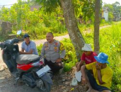 Bhabinkamtibmas Desa Jelantik Perkuat Silaturahmi dengan Warga, Sampaikan Pesan Kamtibmas