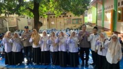 Polisi Bersama TPPK SDN 4 Pancor Berikan Edukasi Bahaya Freestyle dan Bullying kepada Siswa