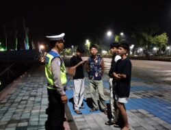 Satlantas Polres Lombok Barat Kepung Jalur Rawan, Pastikan Malam Masyarakat Aman dari Kriminalitas