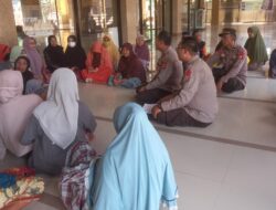 Cara Polres Lombok Barat Jaga Desa Lembar Selatan Tetap Kondusif Lewat Sambang Desa
