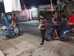 Polres Lombok Barat Jaga Ketat Pemukiman Malam Hari, Kenalkan Inovasi KEMOS untuk Keamanan Warga