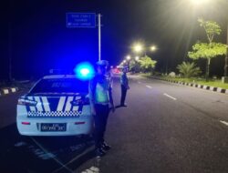 Patroli Blue Light Satlantas Polres Lombok Barat Sisir Titik Rawan Gangguan Kamtibmas